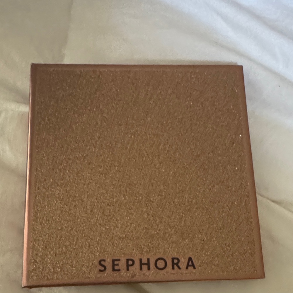 Sephora Glittering Gold Palette